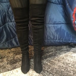 Black knee high heel boots size 9